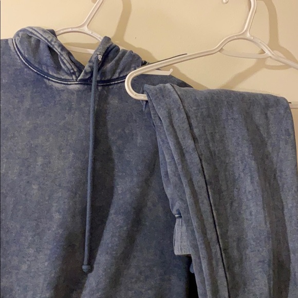 ARITZIA- TNA denim sweat suit set sold out - Picture 2 of 4